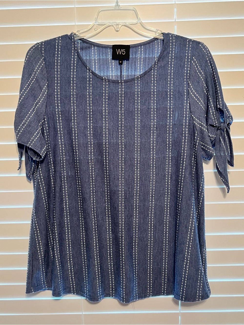 W5 Navy Blue Vertical Stripe Tie-Sleeve Short Sleeve Top